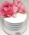 Bolos Decorados com Flores Naturais