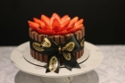 Bolo Kit Kat coberto com Morango